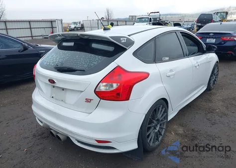 2014 Ford Focus St z USA, uszkodzony, nr VIN 1FADP3L96EL454614
